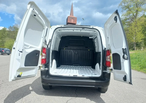 Citroen Berlingo cena 39900 przebieg: 172000, rok produkcji 2019 z Stargard małe 121